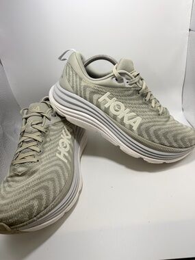 Hoka Sage  Neutral Running Sneakers